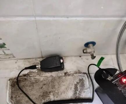 无锡屋顶漏水维修公司分享下卫生间漏水的危害及解决方法